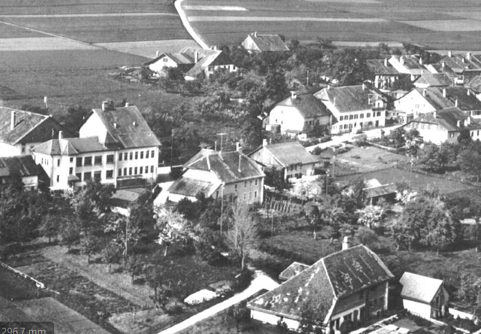 Lamboing Fabrik Luftansicht von Süden